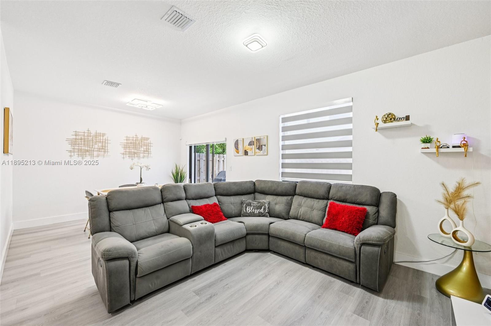 28510 Sw 134th Ave Property Photo 6