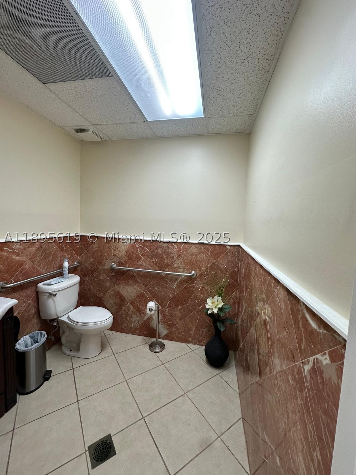 5220 S University Dr 106c Property Photo 37