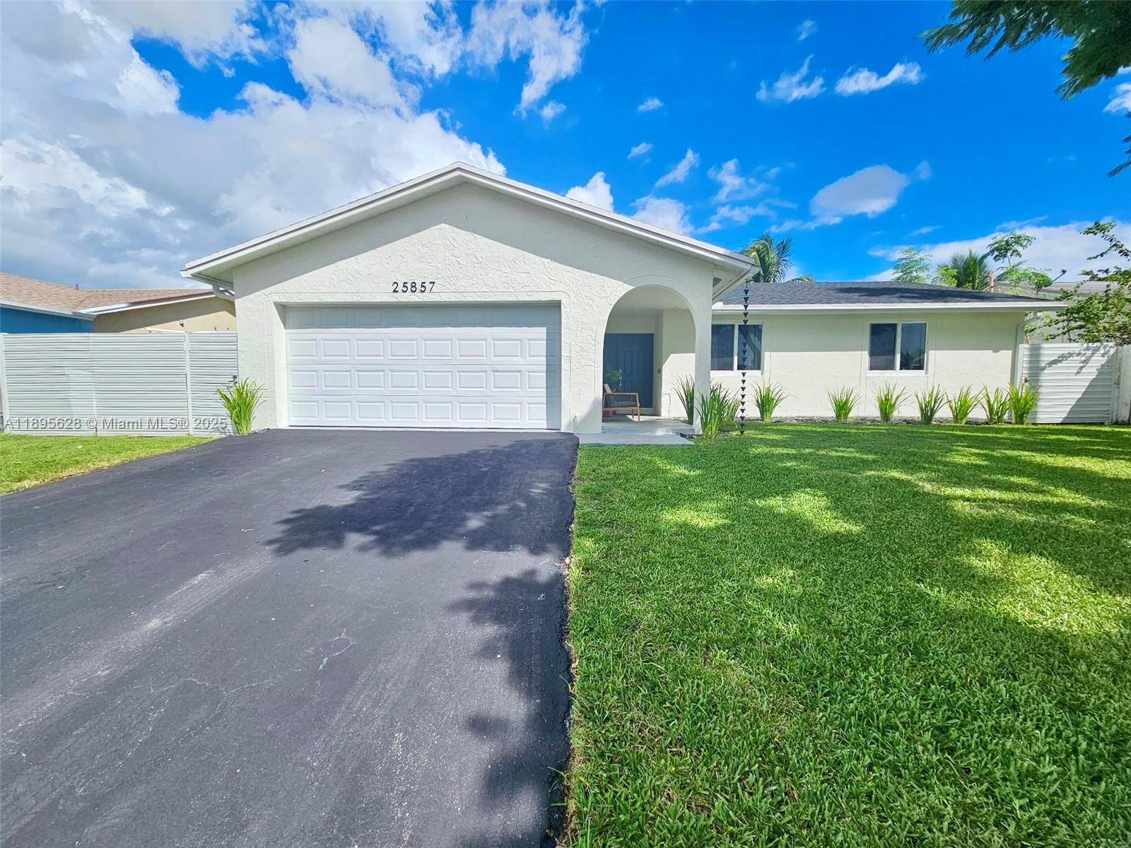 25857 Sw 132nd Ct Property Photo 1