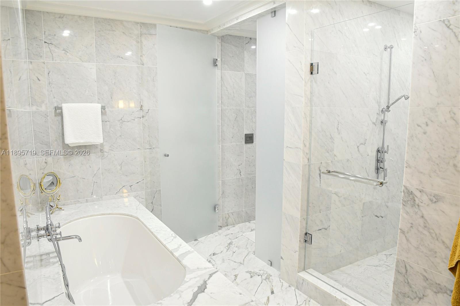 15701 Collins Ave 4403 Property Photo 27