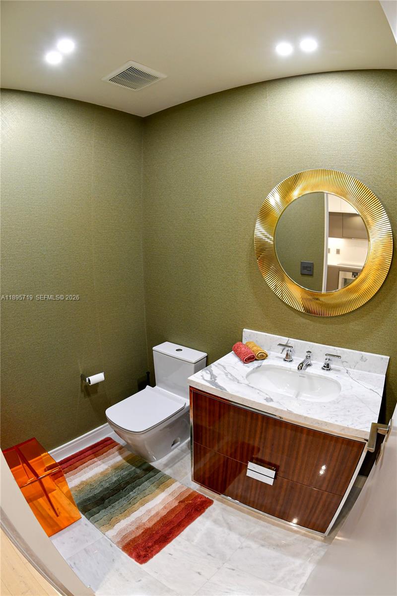 15701 Collins Ave 4403 Property Photo 43