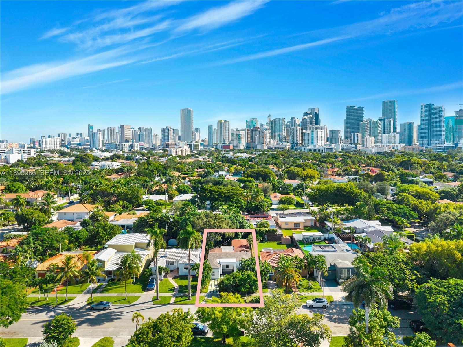 531 SW 23rd Rd Property Photo 1