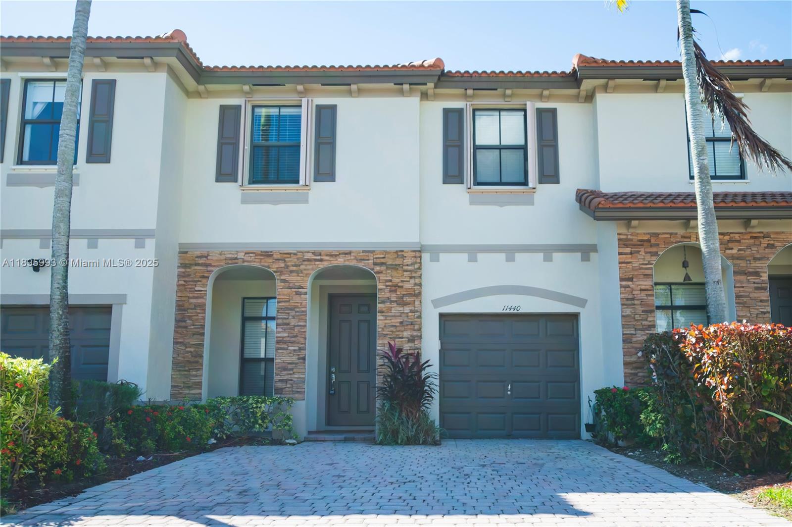 11440 Sw 239th Ln Property Photo 1