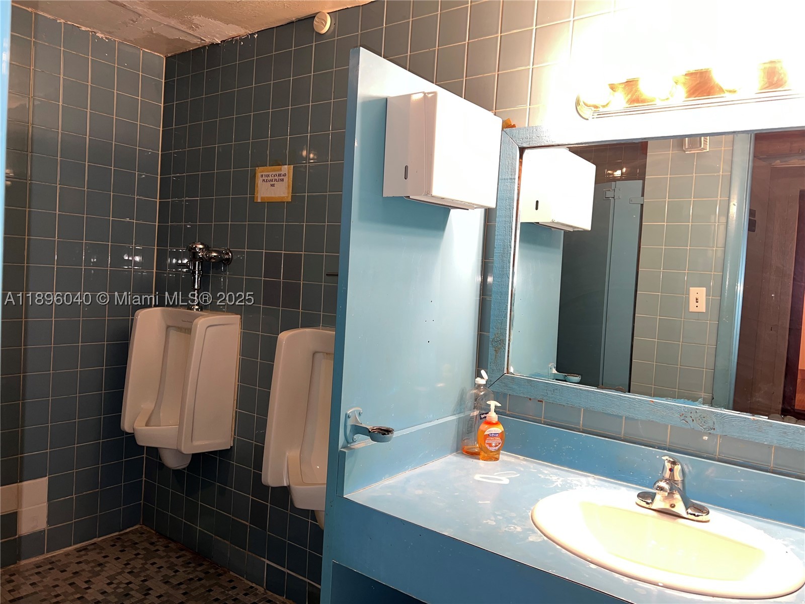 16801 Nw 27th Ave Property Photo 11