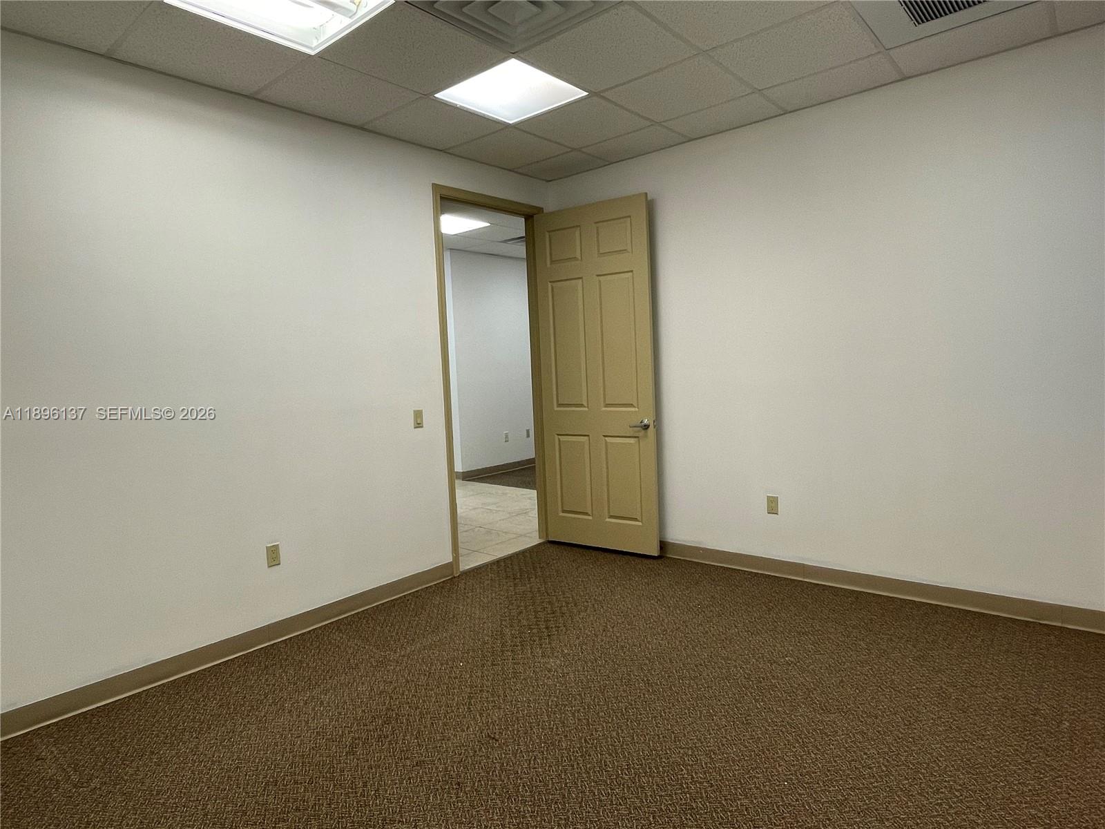5501 N University Dr 103 Property Photo 17