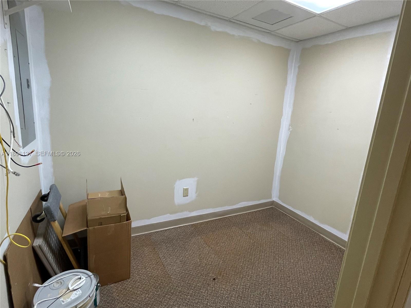 5501 N University Dr 103 Property Photo 20