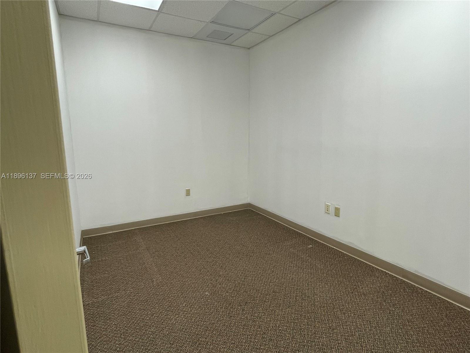 5501 N University Dr 103 Property Photo 25