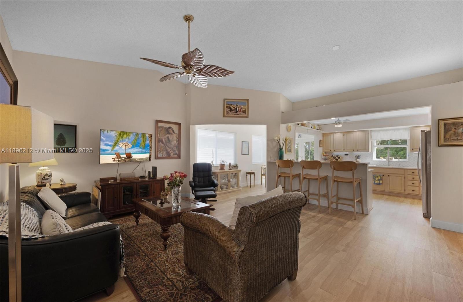 2270 Se 7th Pl Property Photo 9