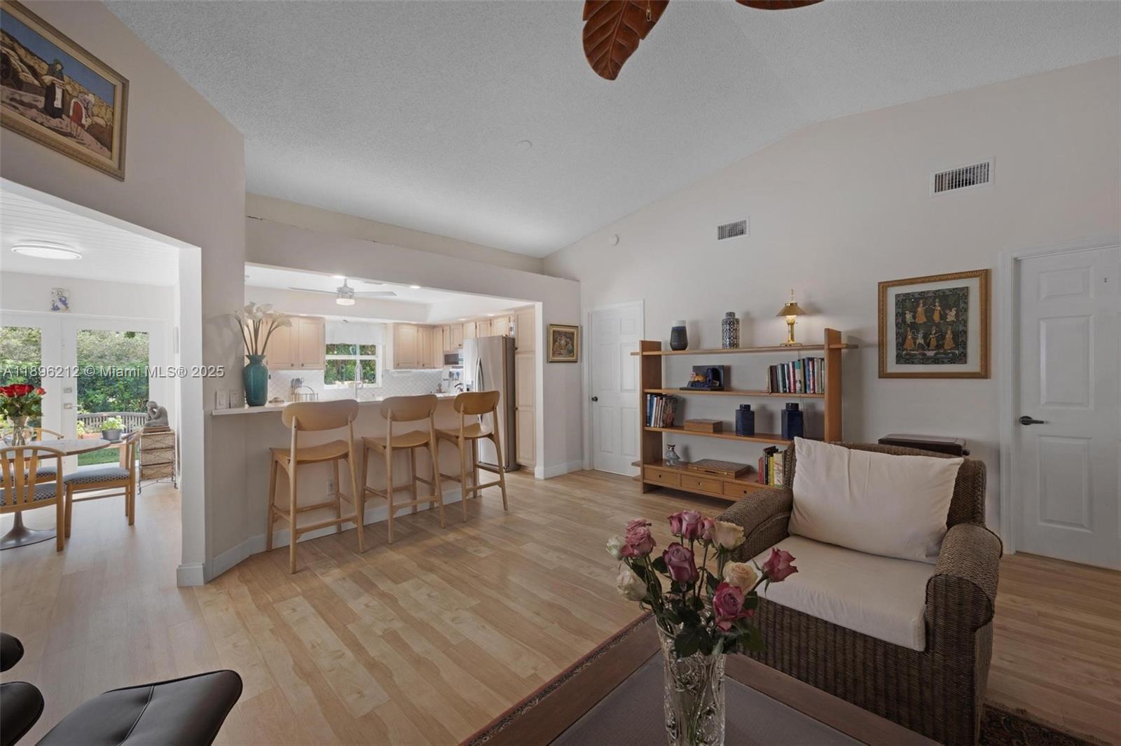 2270 Se 7th Pl Property Photo 10