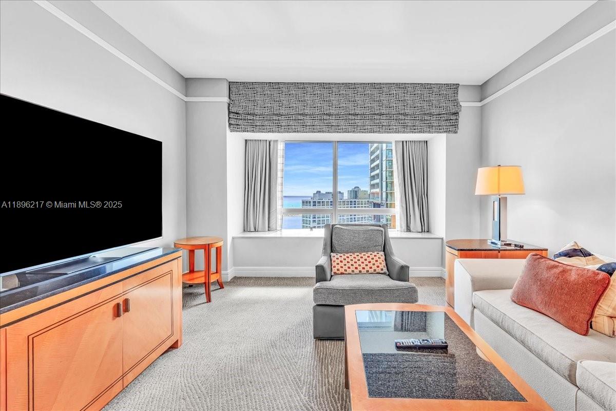 1435 Brickell Ave 3603 Property Photo 3