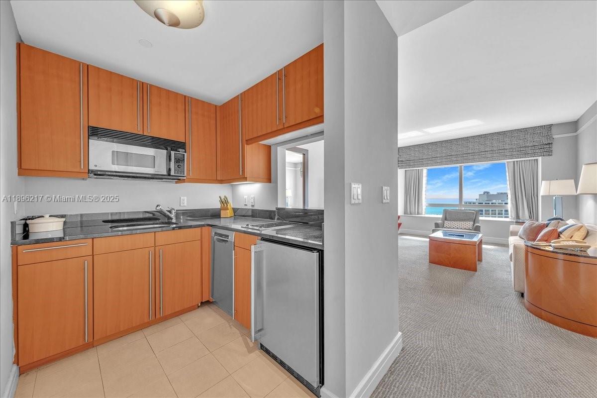 1435 Brickell Ave 3603 Property Photo 8