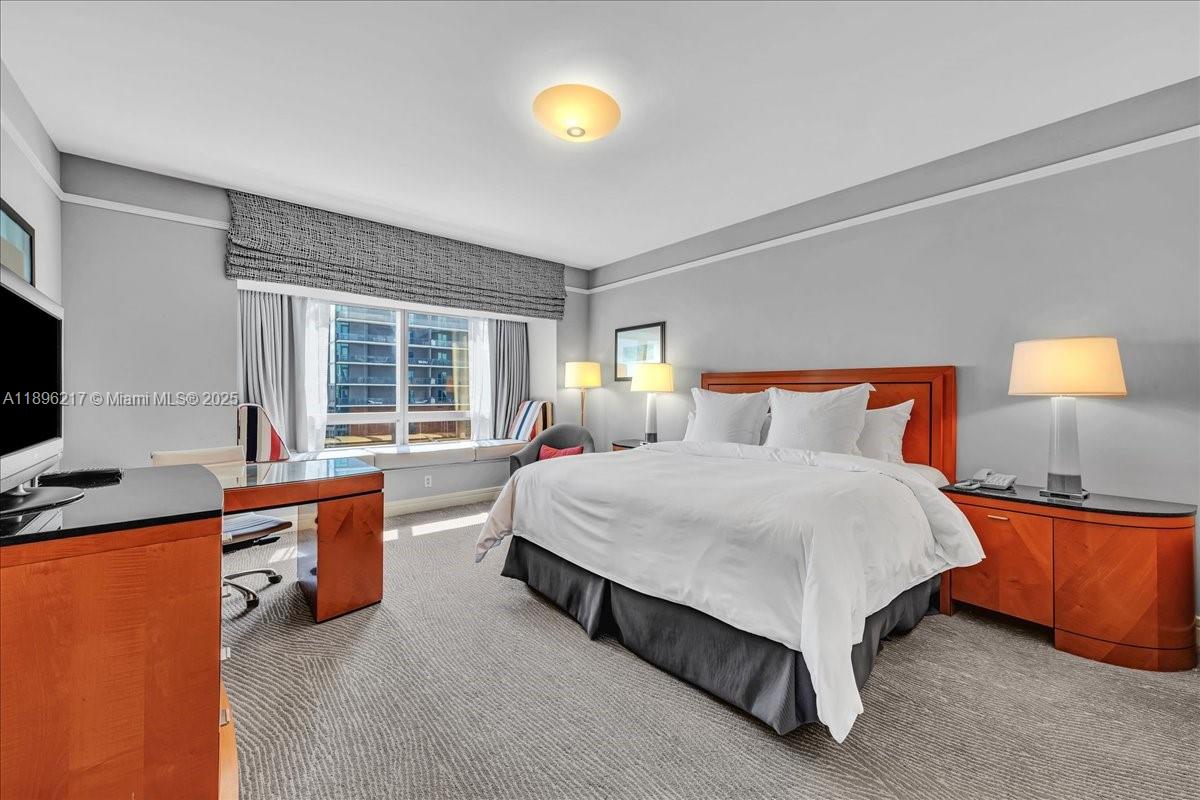 1435 Brickell Ave 3603 Property Photo 16