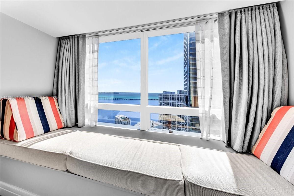 1435 Brickell Ave 3603 Property Photo 22