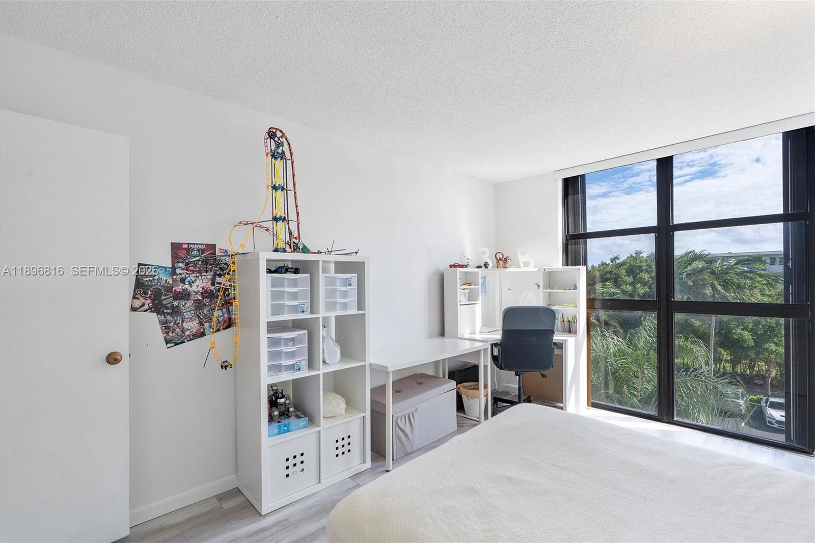4000 Towerside Ter 402 Property Photo 28