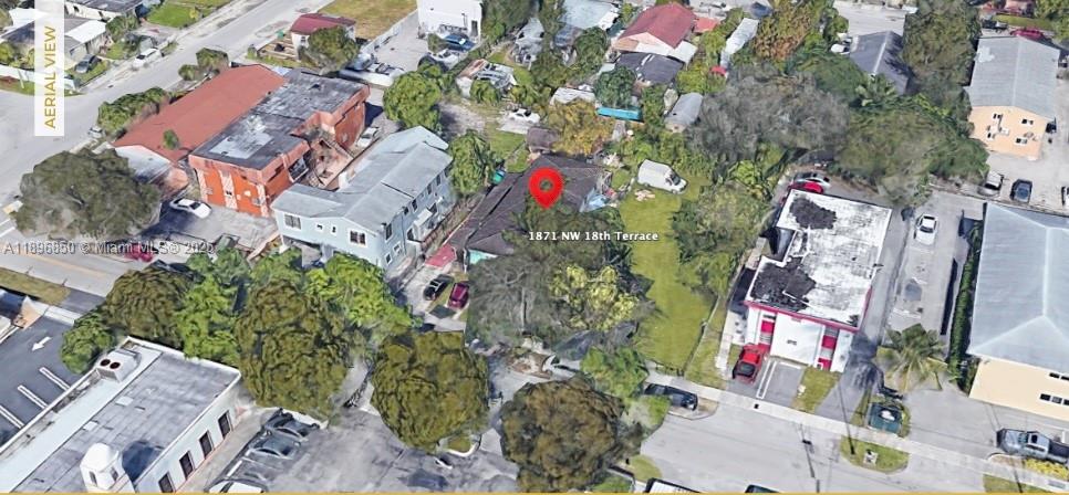 1871 NW 18th Ter Property Photo 1