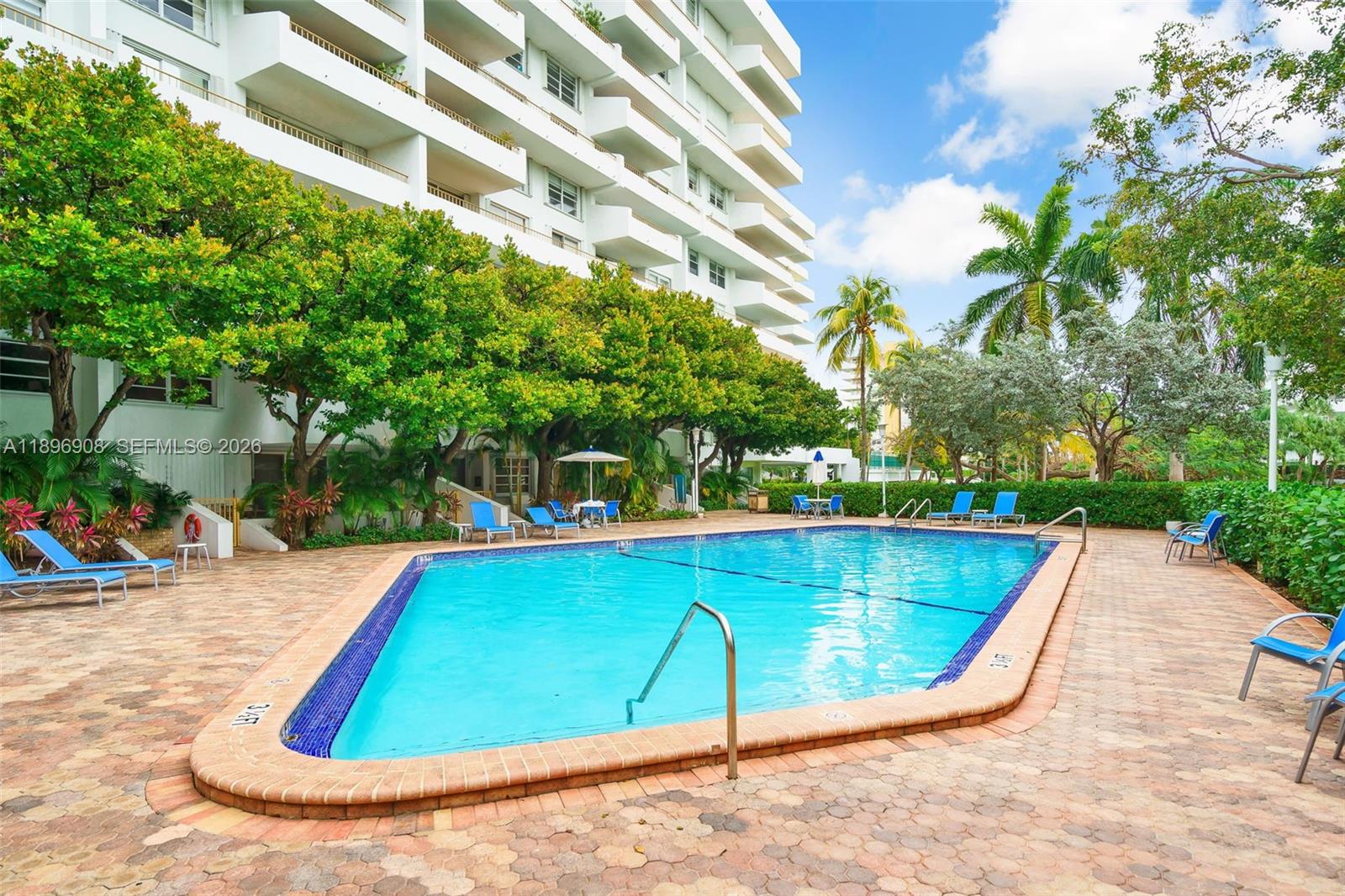 155 Ocean Lane Dr 302 Property Photo 17