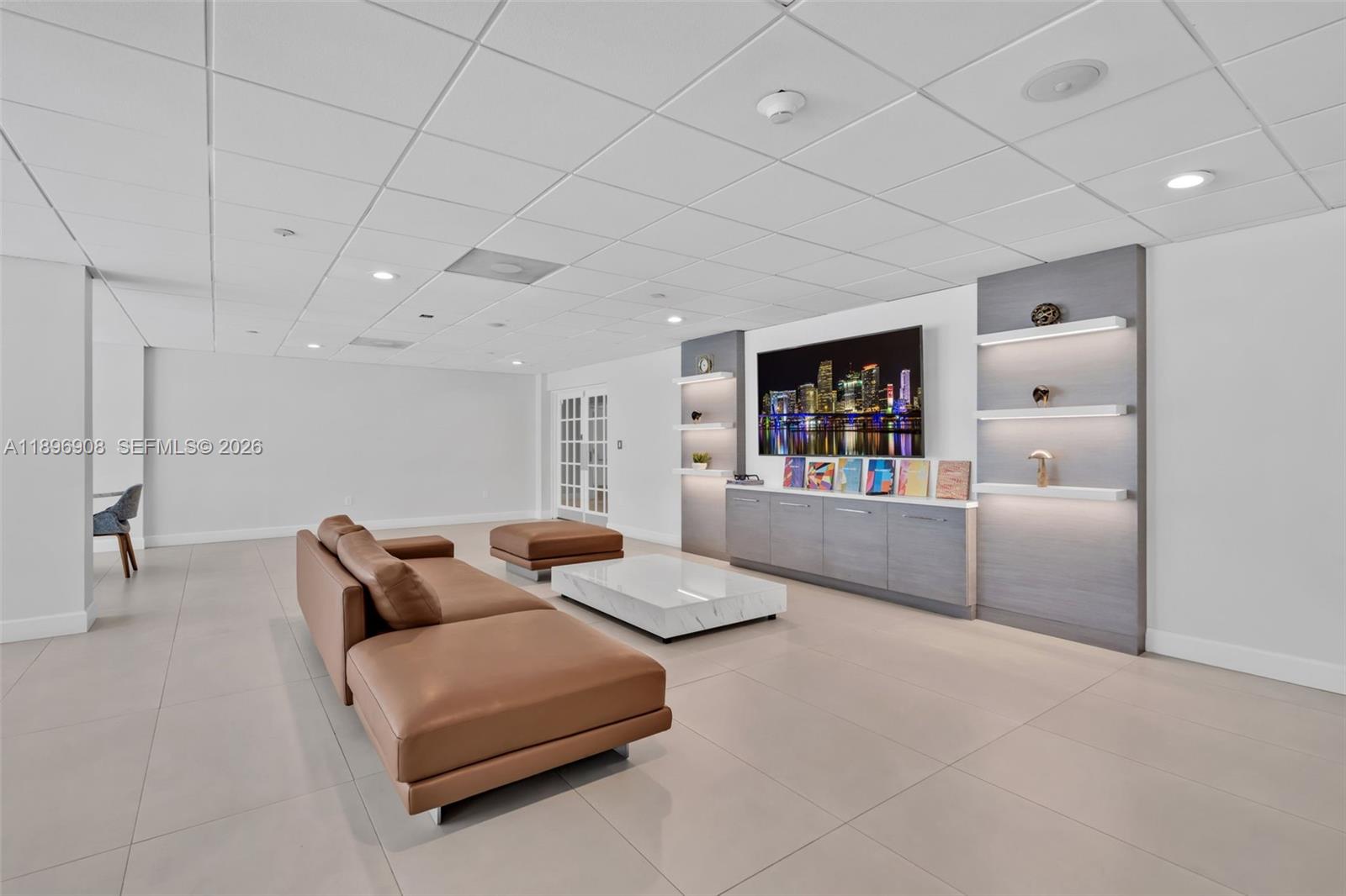 155 Ocean Lane Dr 302 Property Photo 21