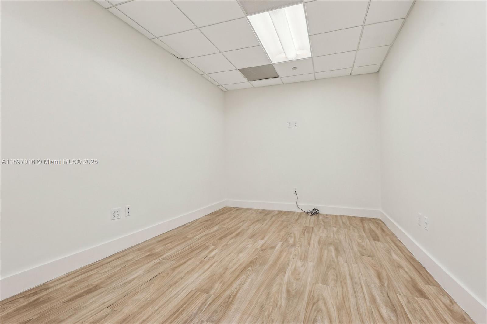 1200 Brickell Ave 520a-d Property Photo 11