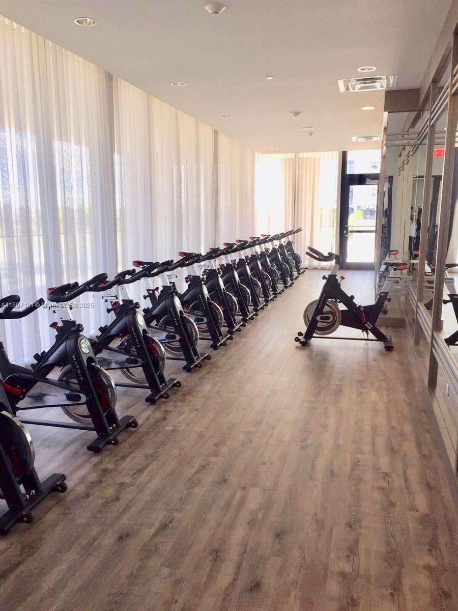 5300 Paseo Blvd 1905 Property Photo 13