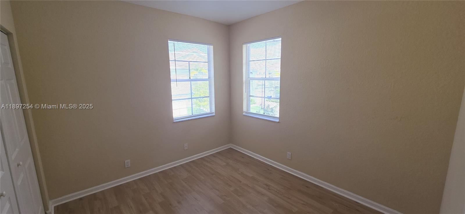 3020 Laurel Ridge Cir Property Photo 15