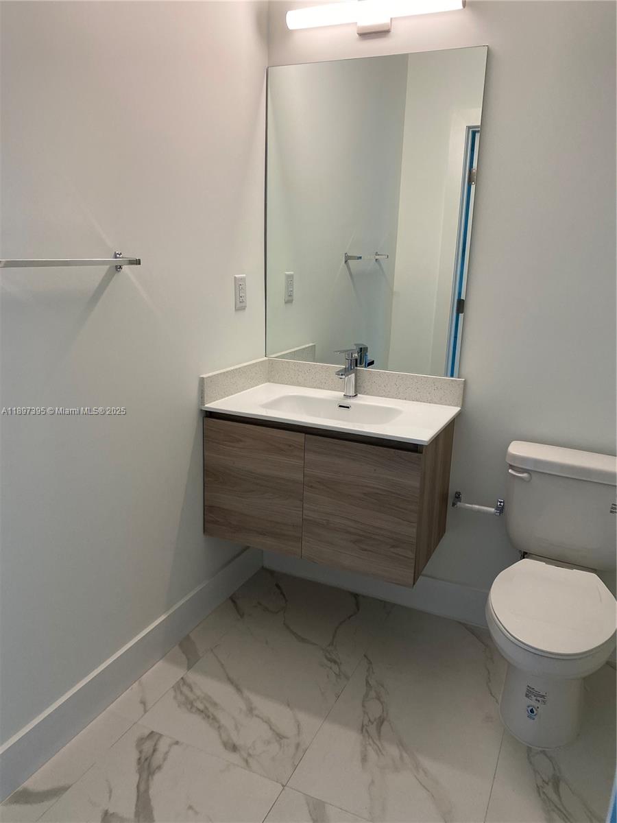 4100 Sw 64th Ave 314 Property Photo 6