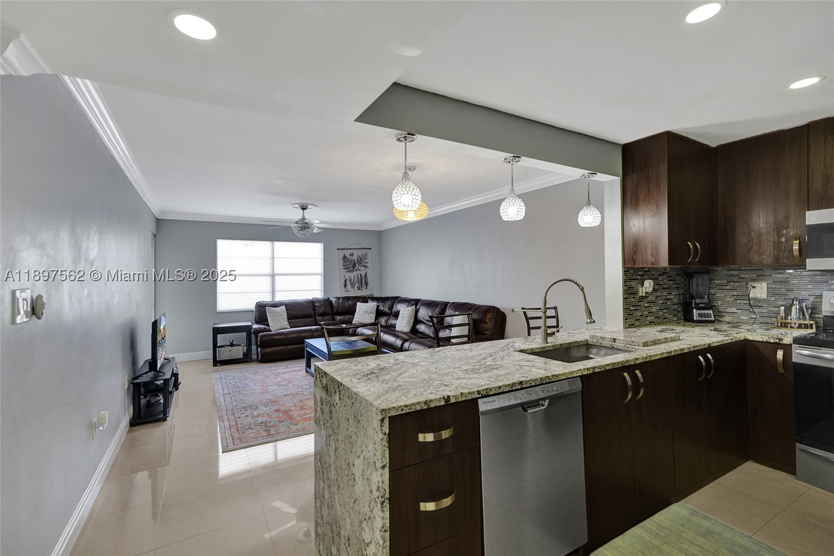 4314 Nw 9th Ave 3-3d Property Photo 2