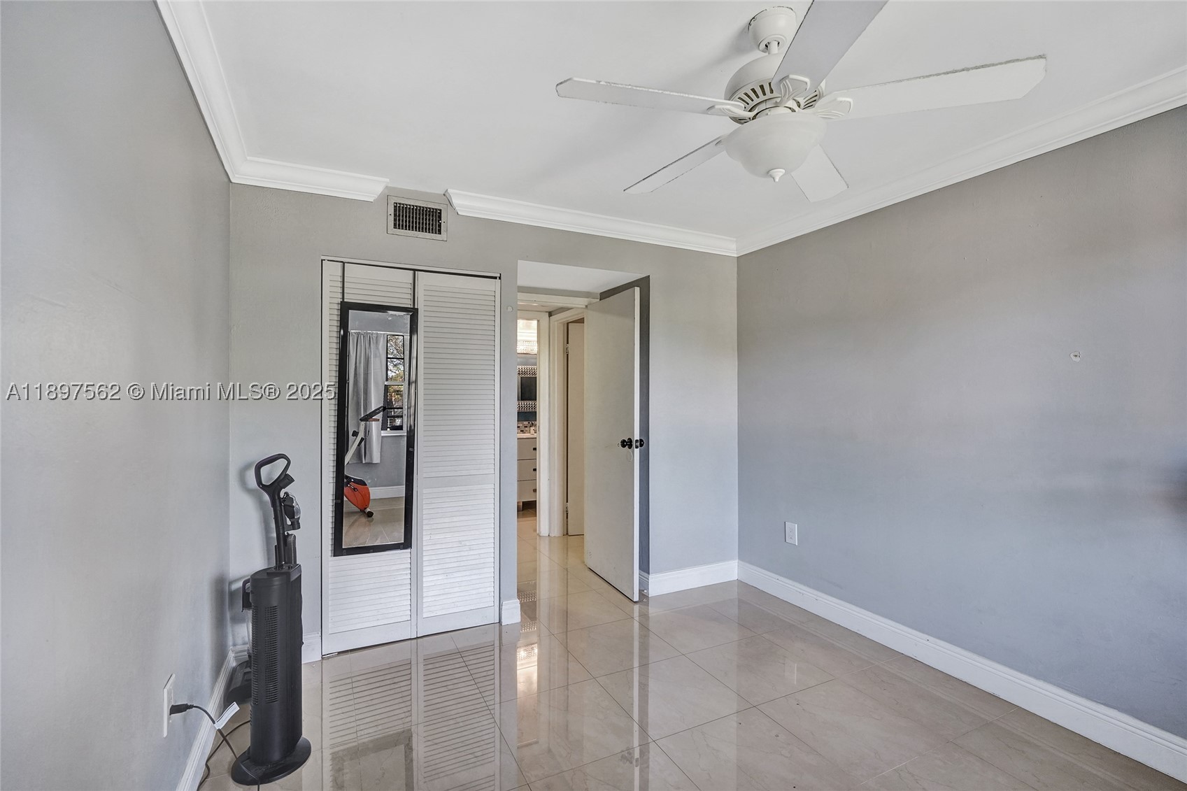 4314 Nw 9th Ave 3-3d Property Photo 23