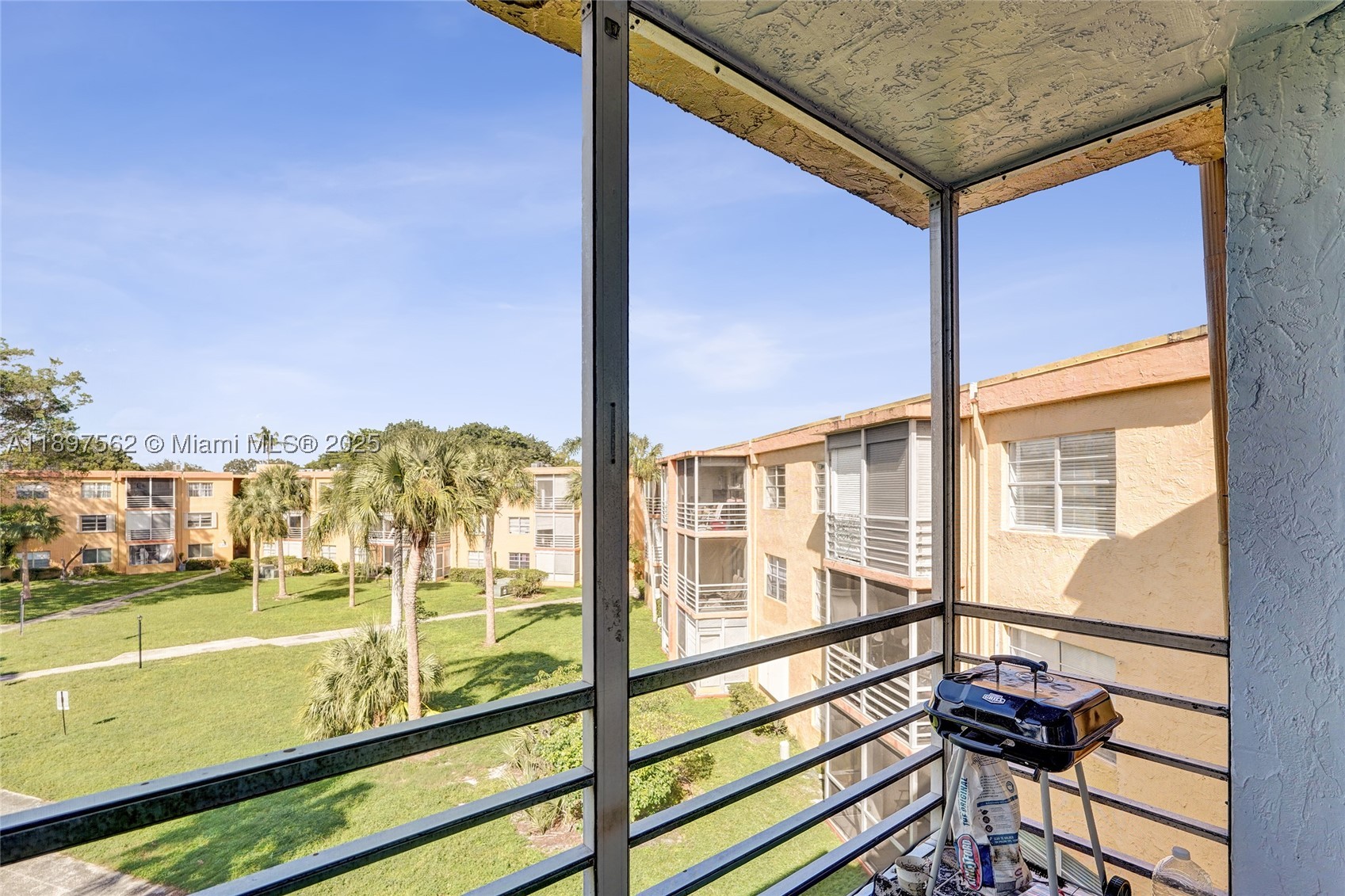 4314 Nw 9th Ave 3-3d Property Photo 24
