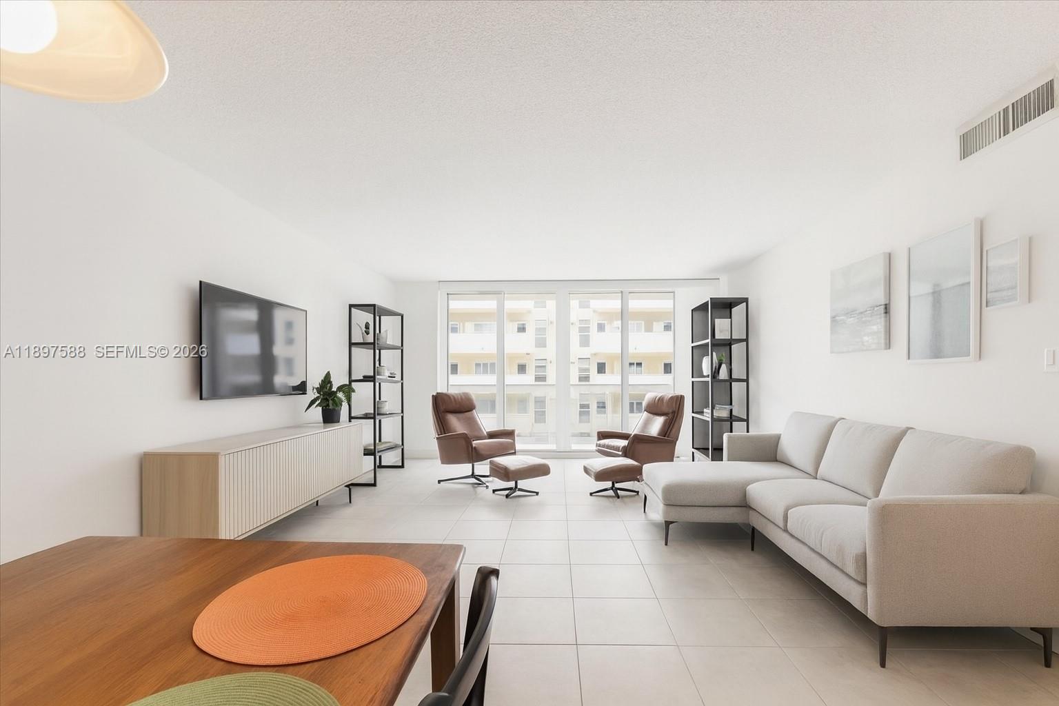 3140 S Ocean Dr 207 Property Photo 1