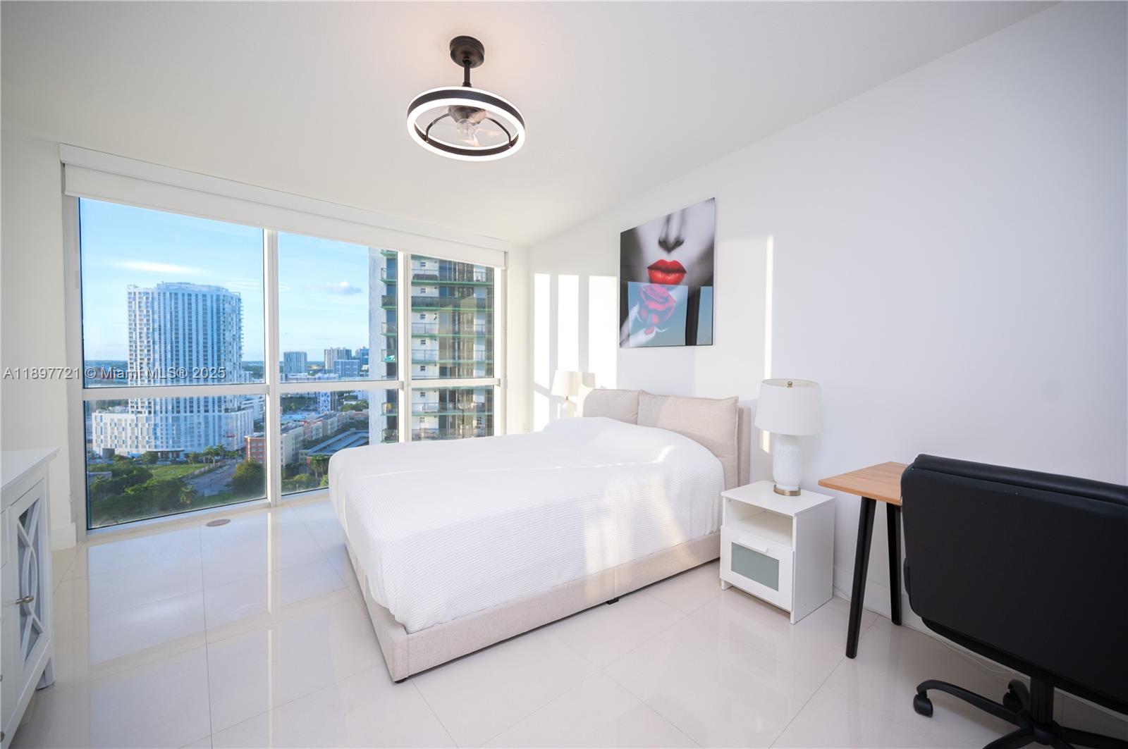 1750 N Bayshore Dr 2615 Property Photo 6