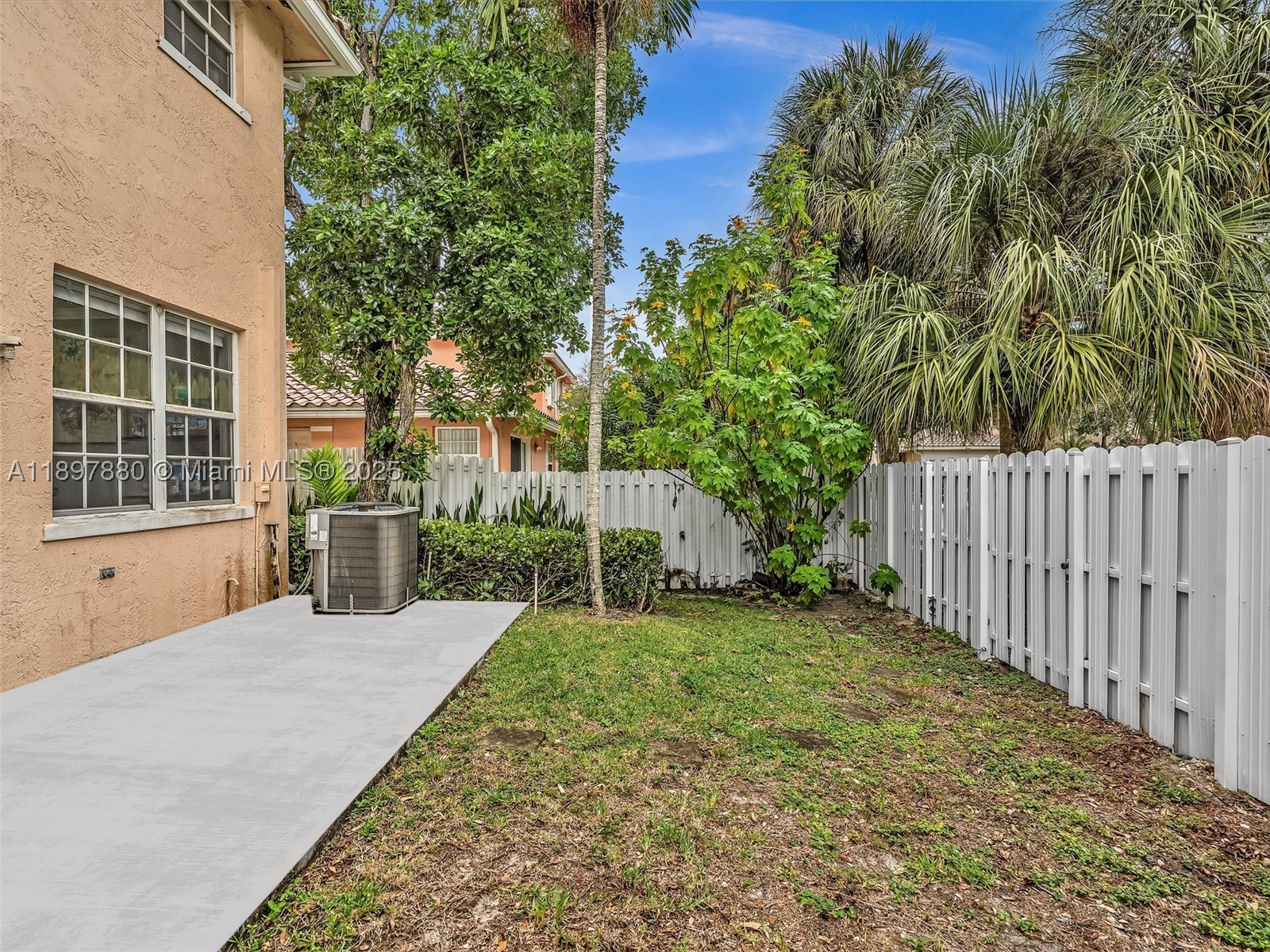 9125 Nw 40th St Property Photo 25