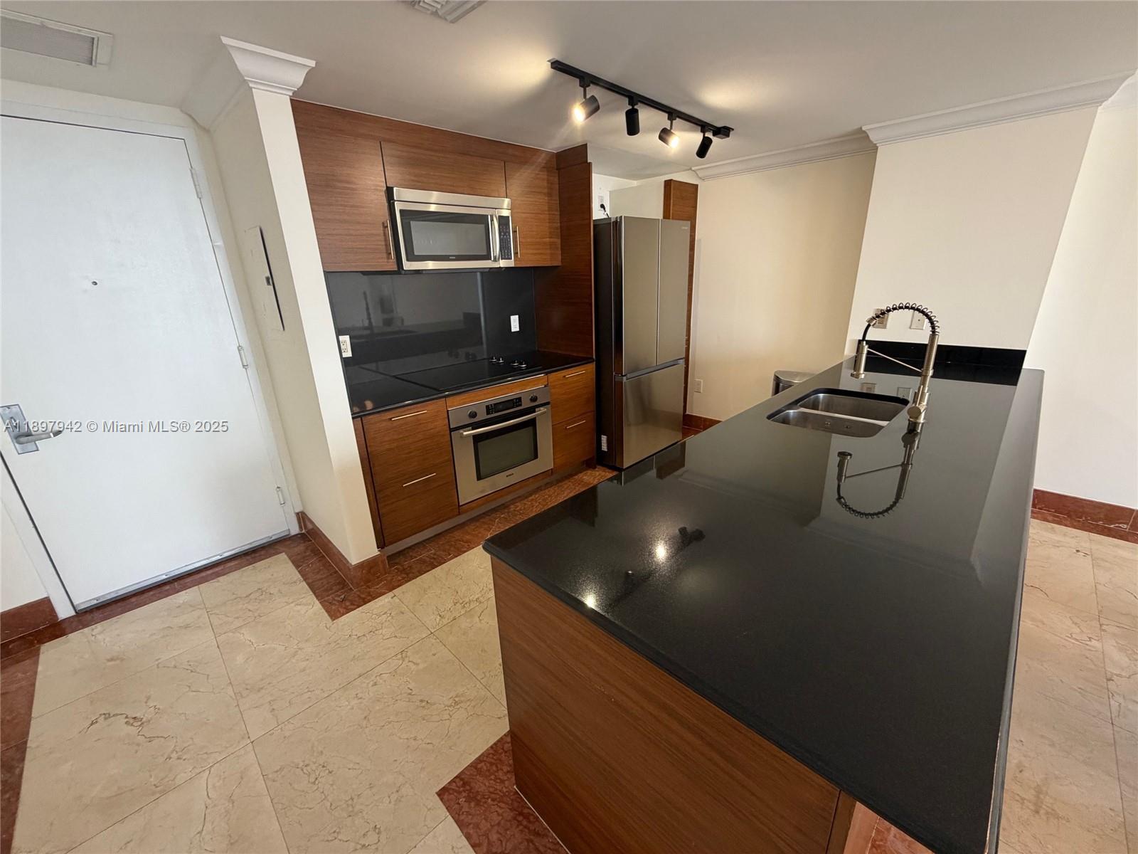 50 Biscayne Blvd 5211 Property Photo 4