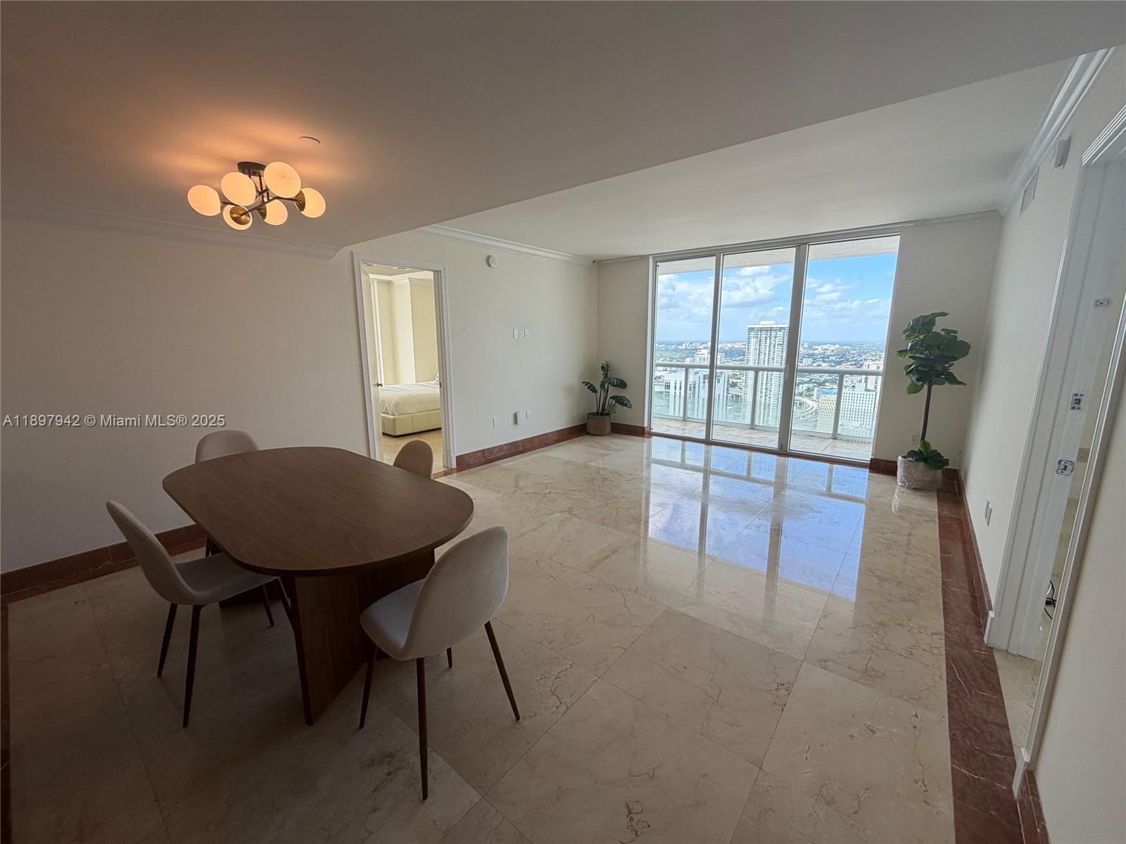 50 Biscayne Blvd 5211 Property Photo 8