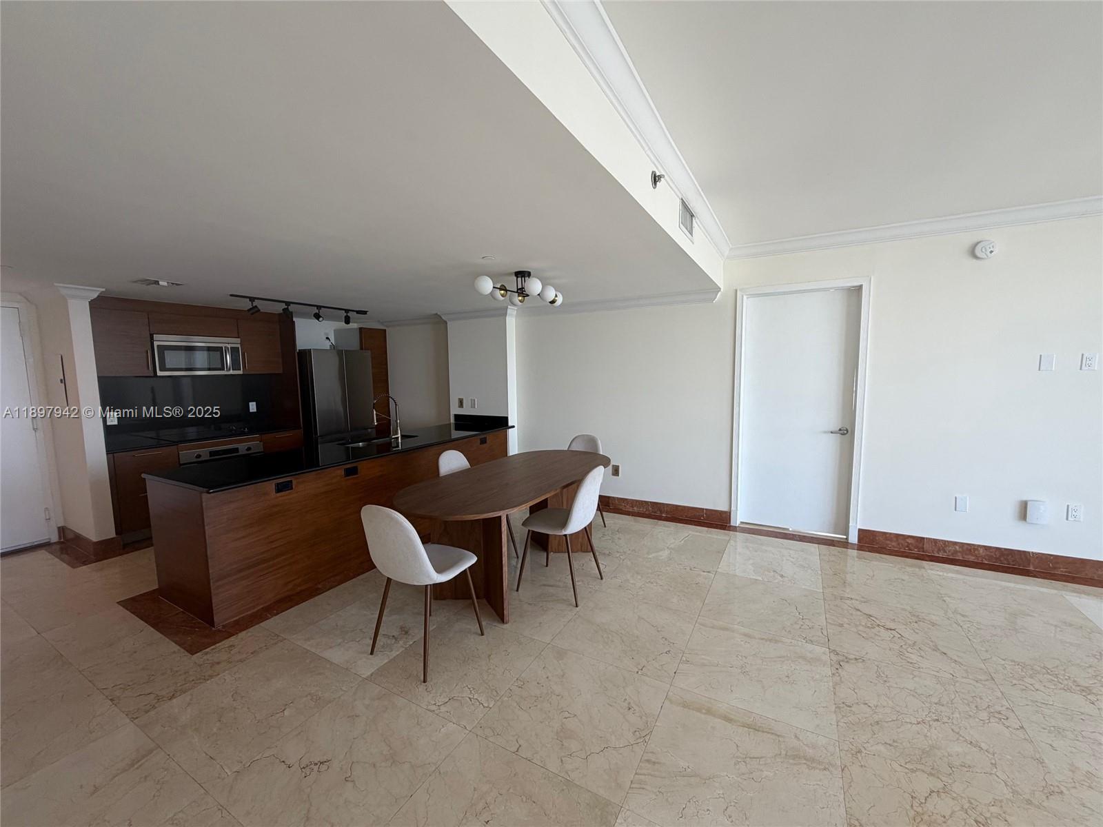 50 Biscayne Blvd 5211 Property Photo 9