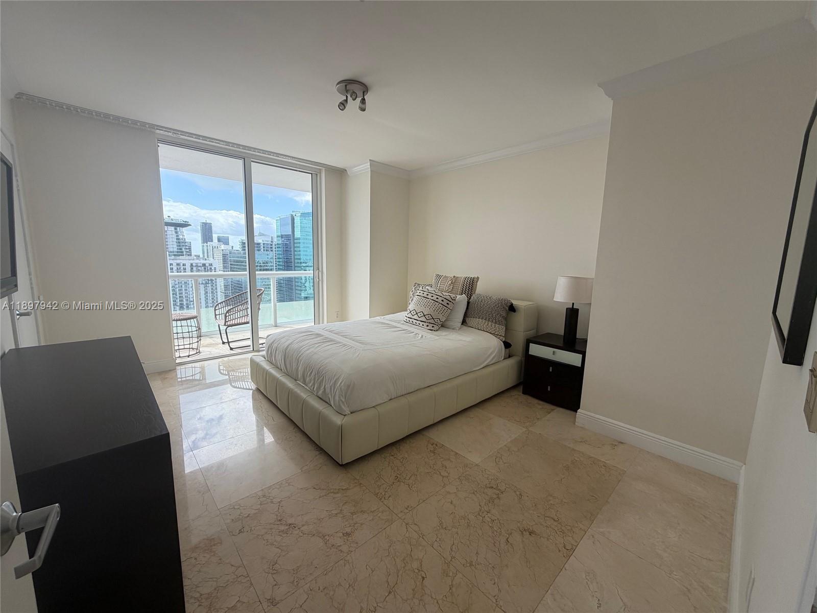 50 Biscayne Blvd 5211 Property Photo 11
