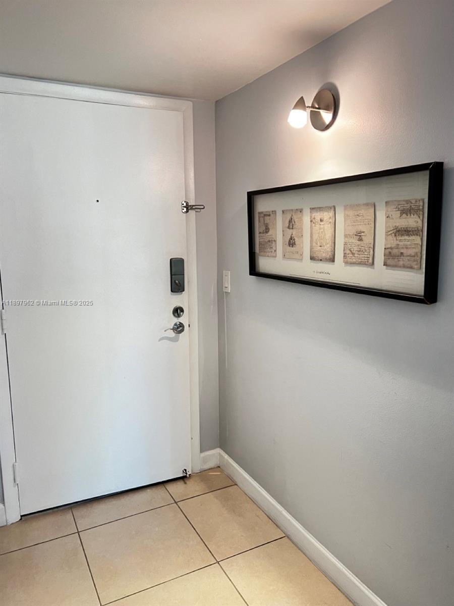 A11897962 Property Photo 5