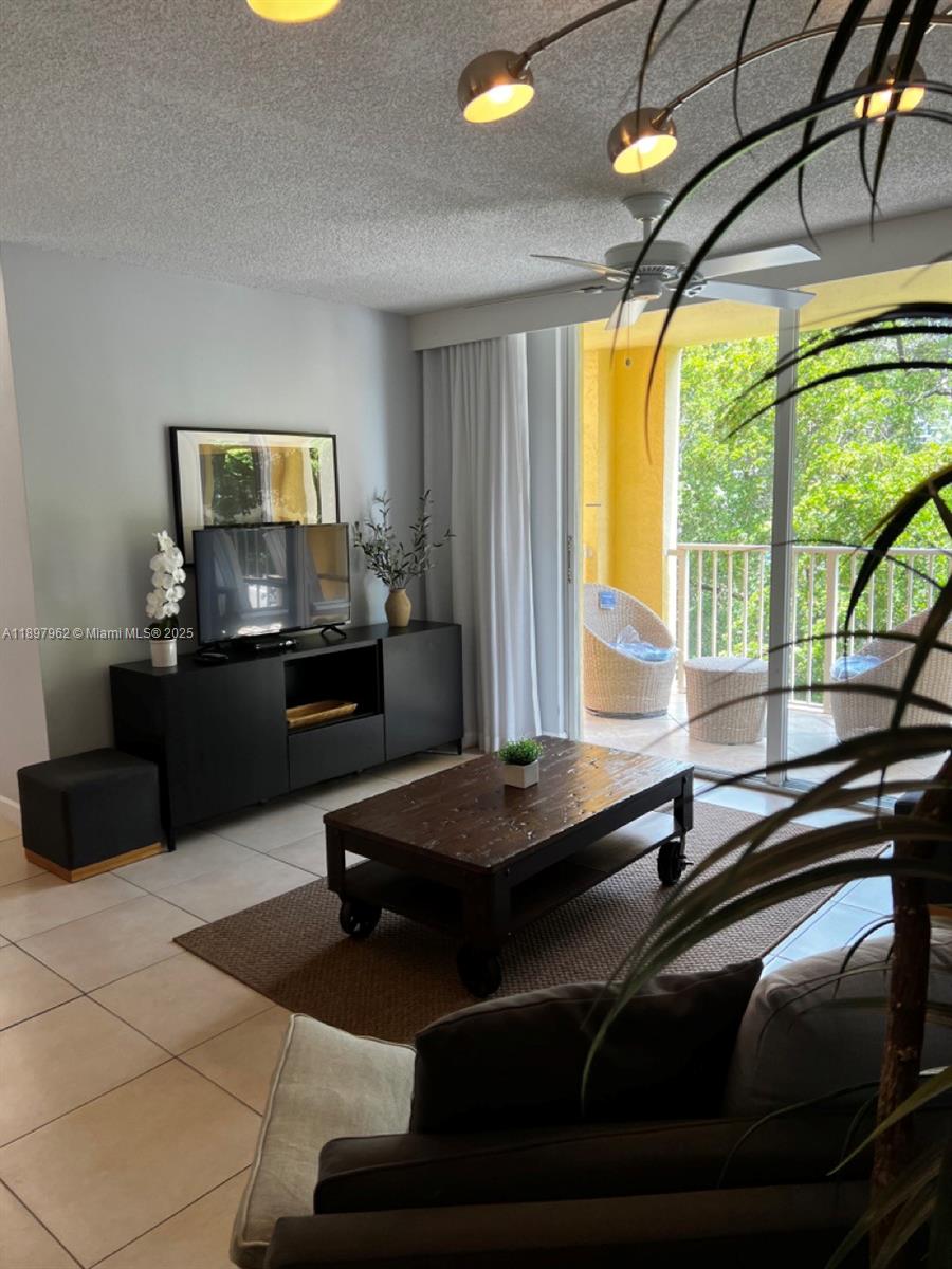 A11897962 Property Photo 7
