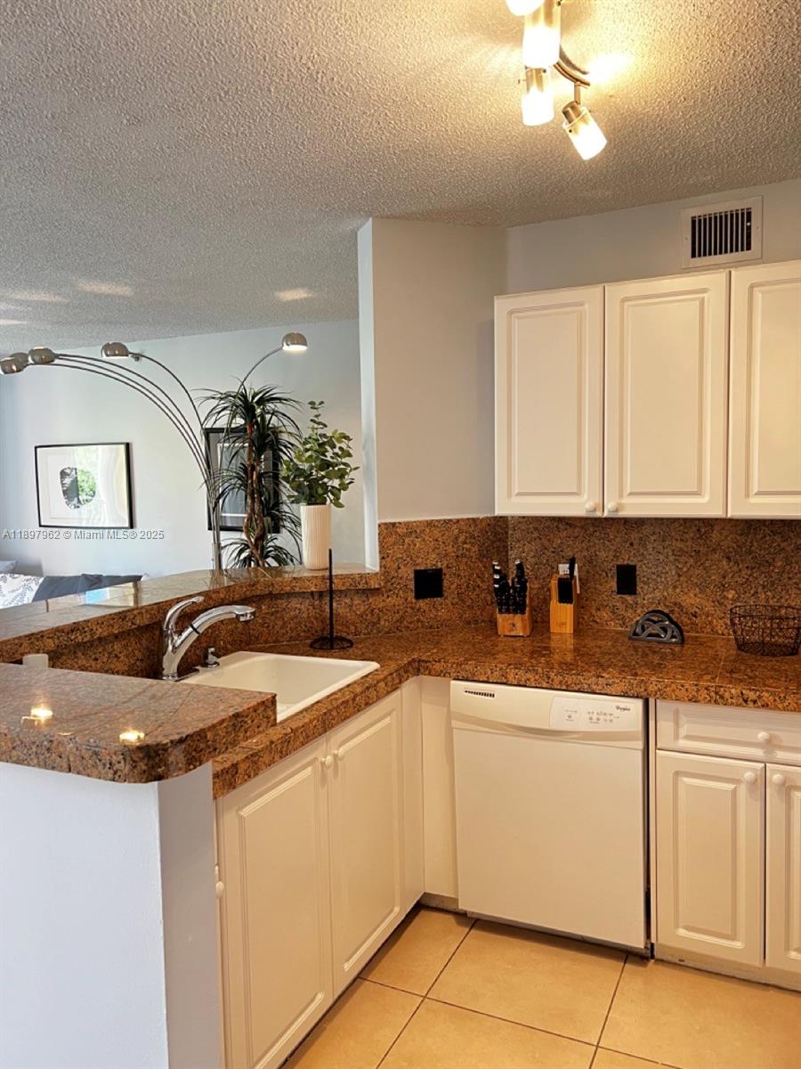 A11897962 Property Photo 11