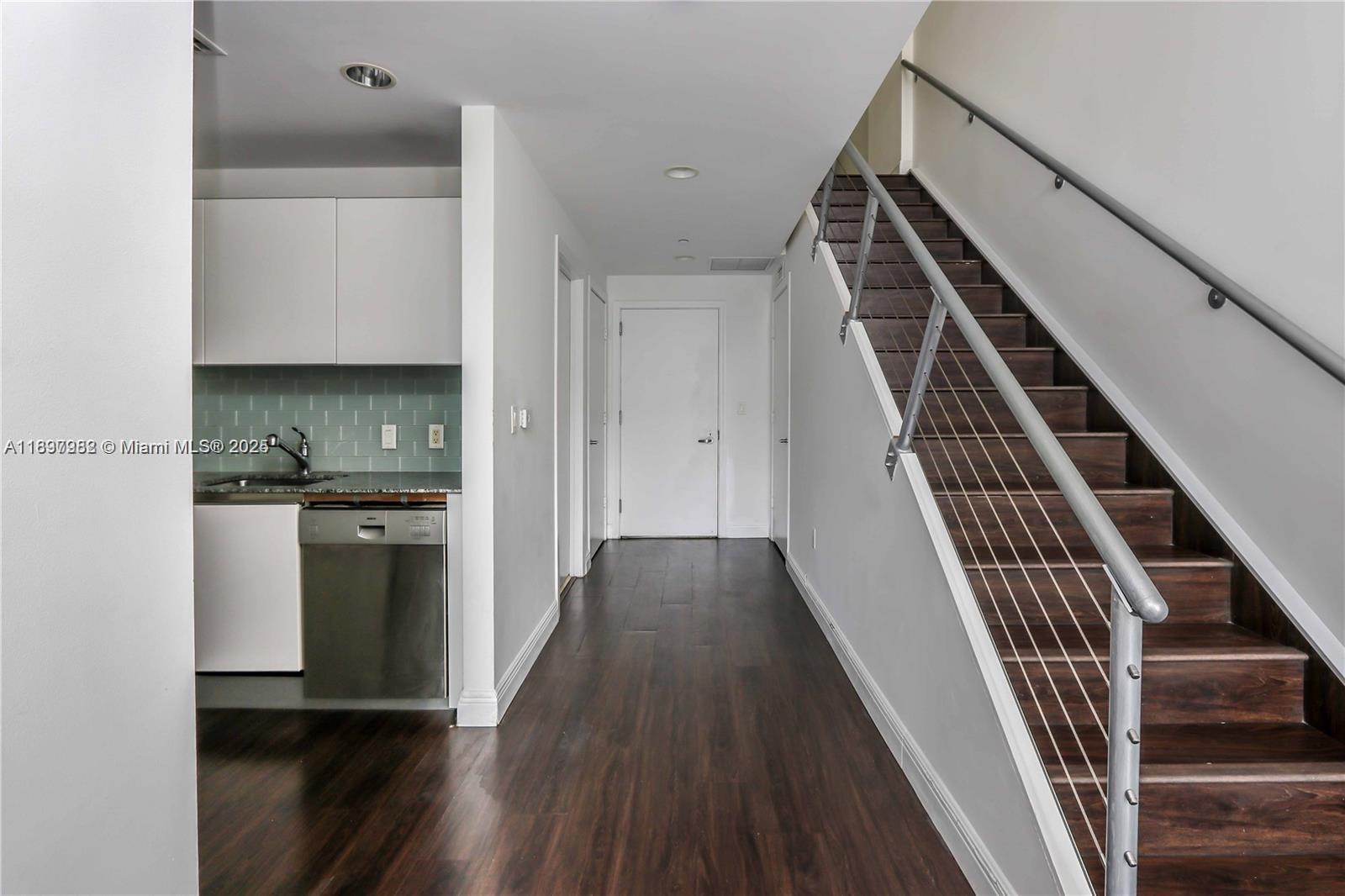 1050 Brickell Ave 414 Property Photo 6