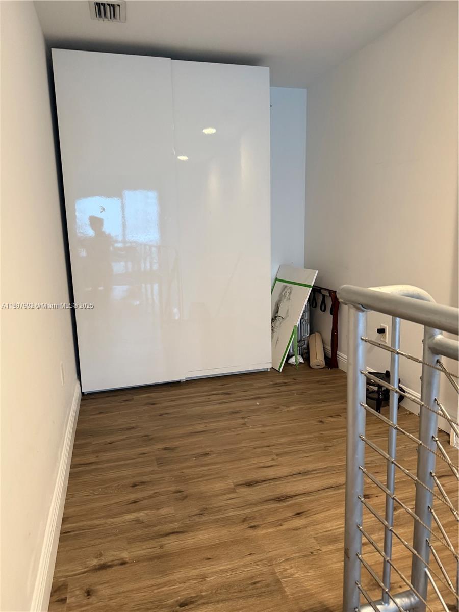 1050 Brickell Ave 414 Property Photo 14