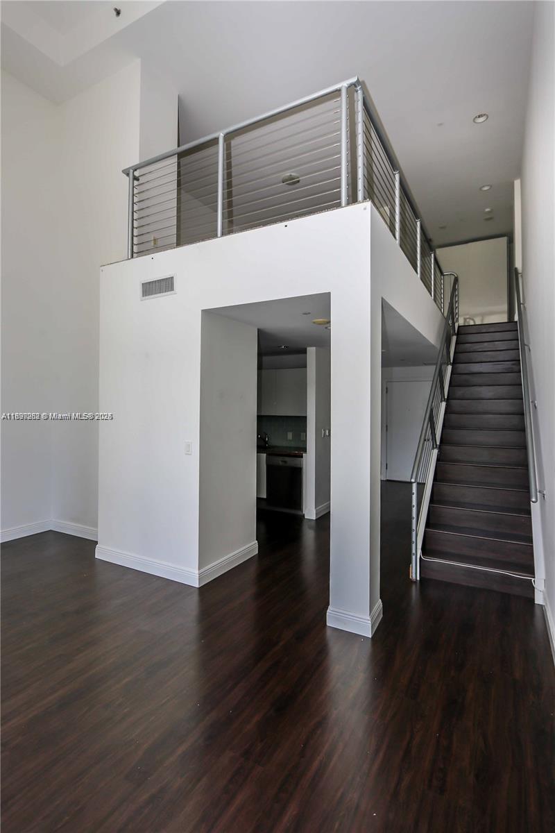 1050 Brickell Ave 414 Property Photo 19