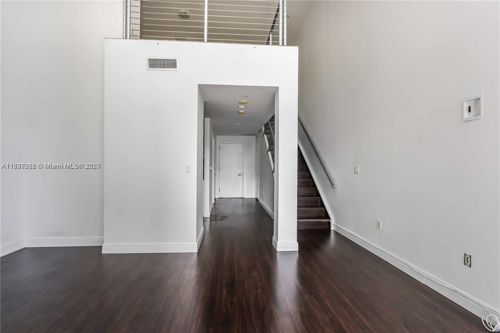 1050 Brickell Ave 414 Property Photo 21