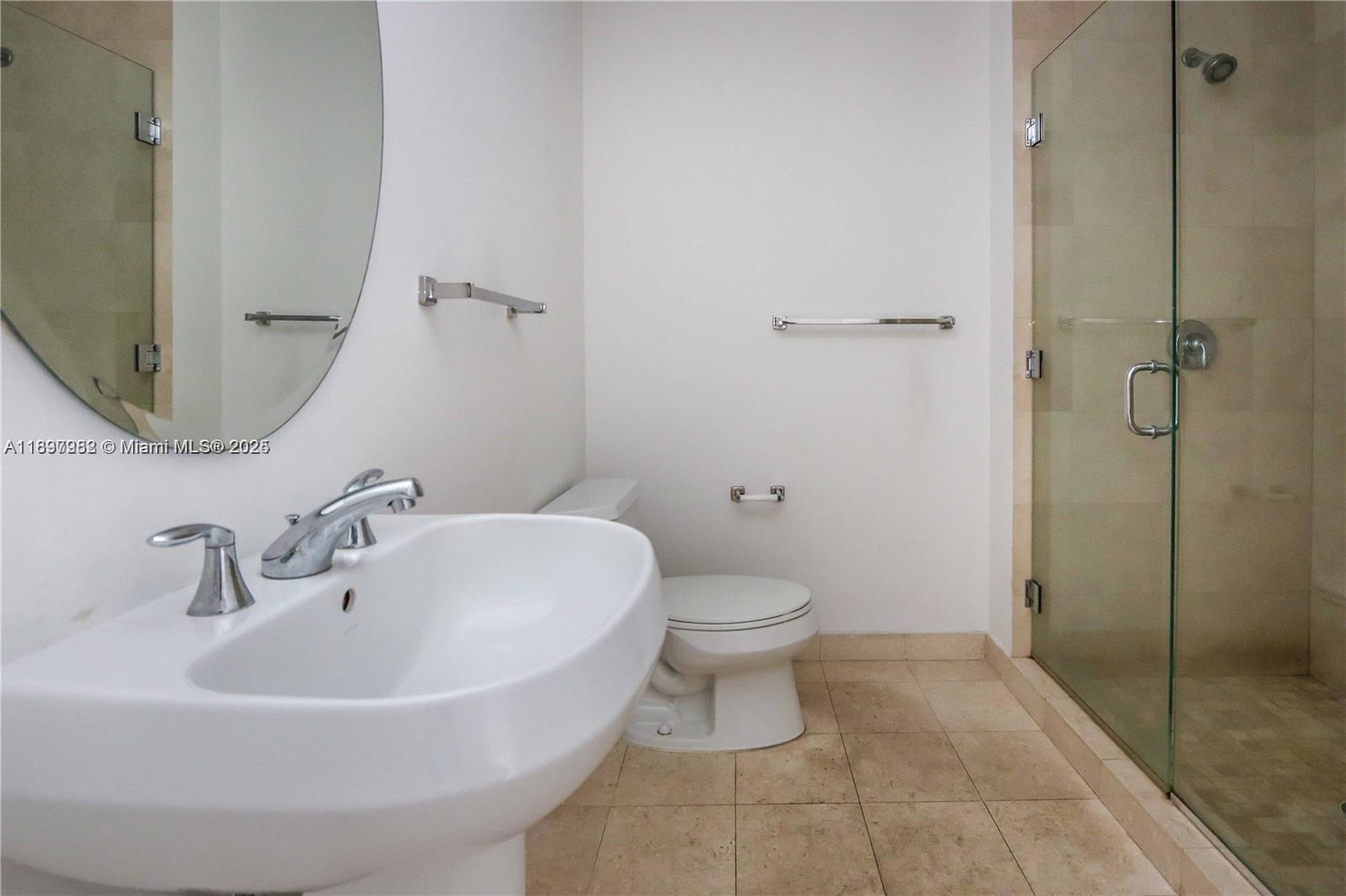1050 Brickell Ave 414 Property Photo 22