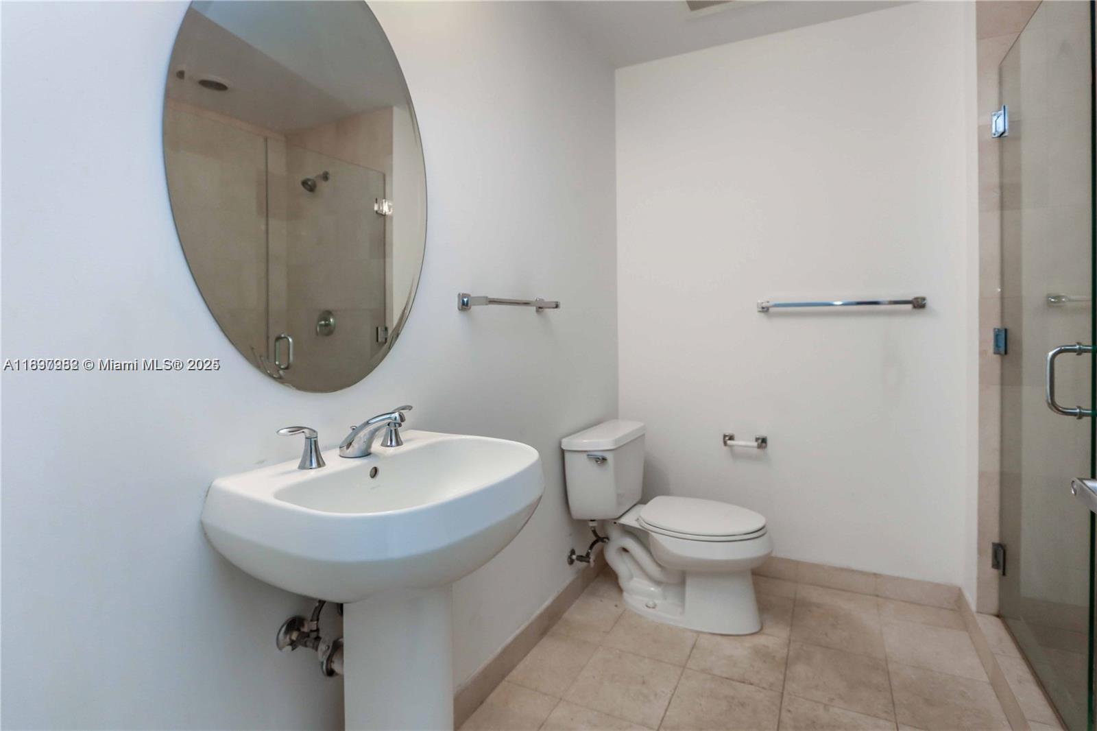 1050 Brickell Ave 414 Property Photo 23
