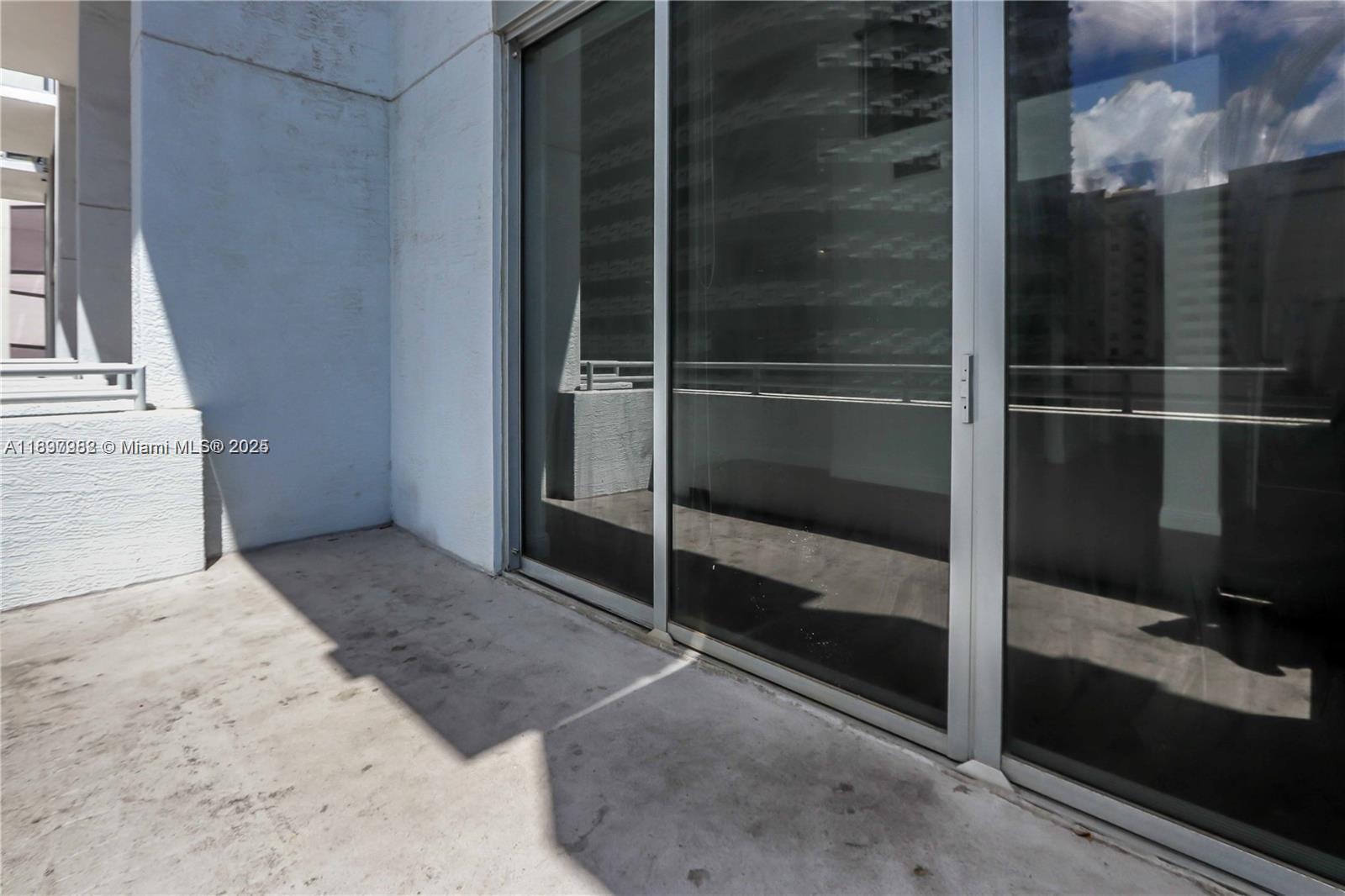 1050 Brickell Ave 414 Property Photo 26