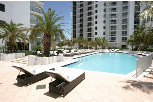 1050 Brickell Ave 414 Property Photo 36