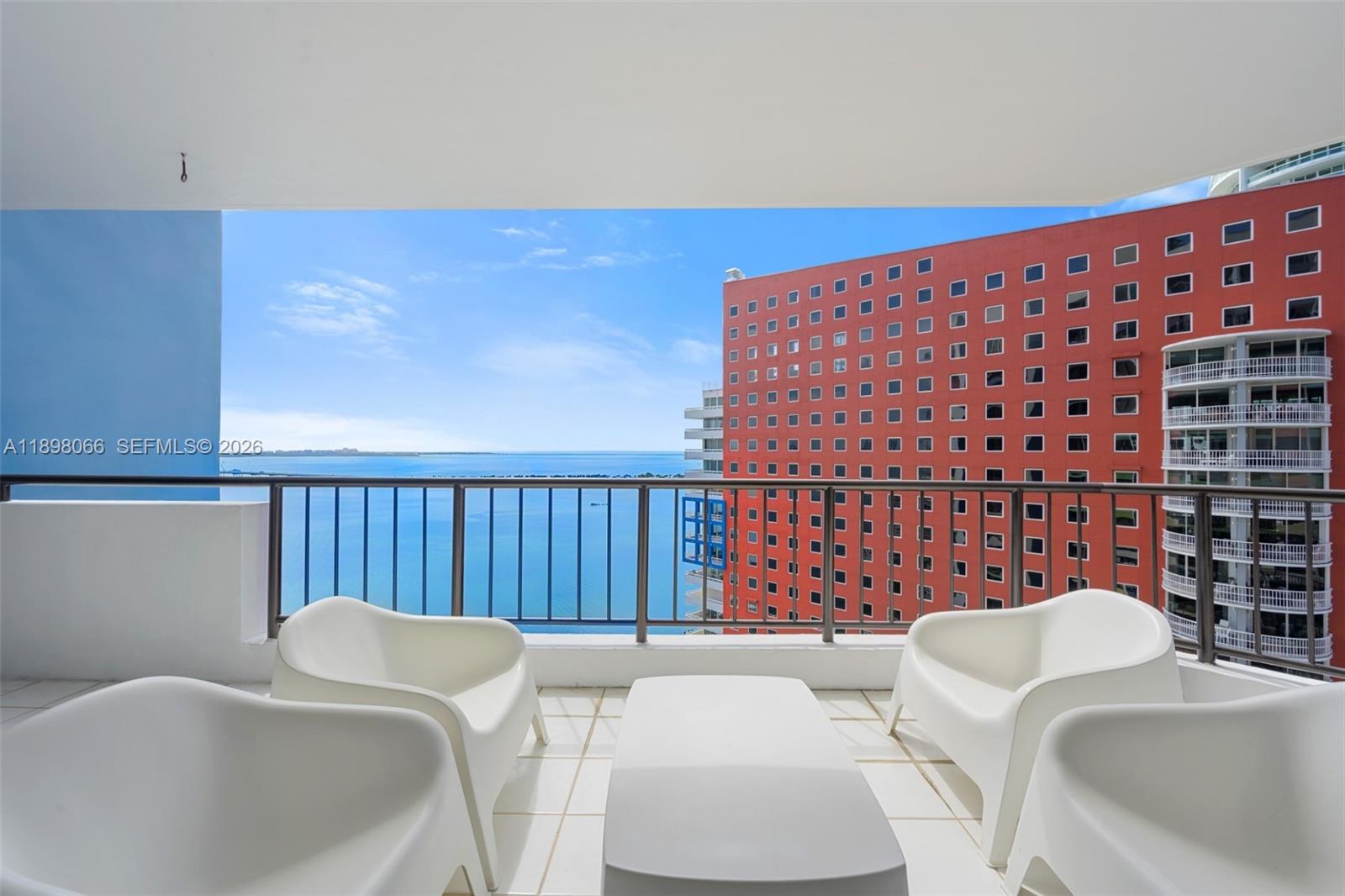 1581 Brickell Ave 2005 Property Photo 13