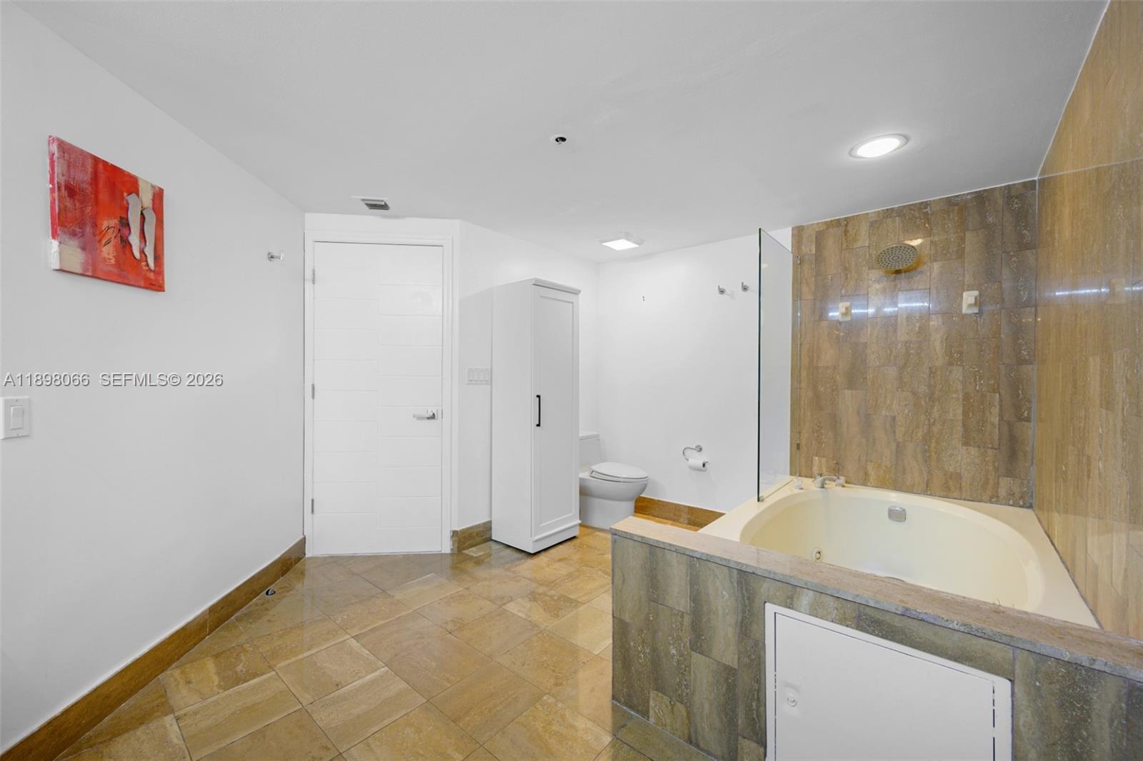 1581 Brickell Ave 2005 Property Photo 19