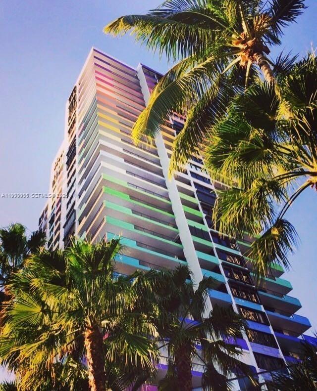 1581 Brickell Ave 2005 Property Photo 27