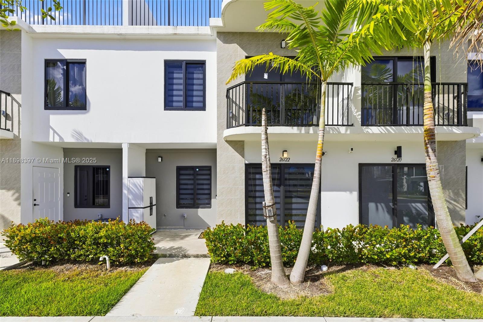 26122 SW 145th Ct Property Photo 1